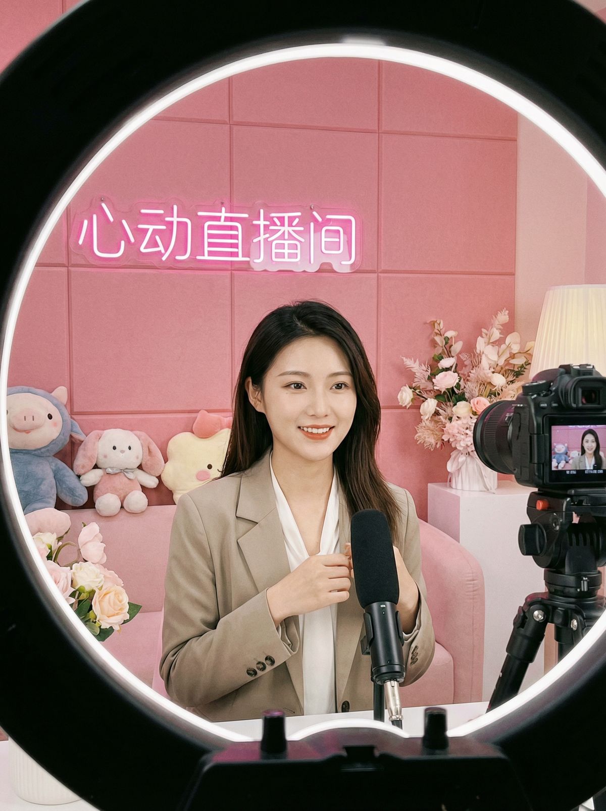 海角网创作者海角网晓晓